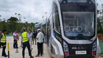 Uji Coba Transportasi Otonom